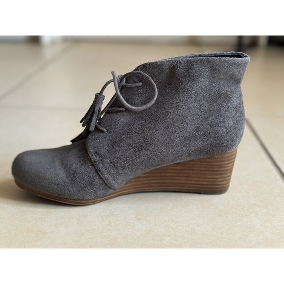 Dr Scholls Women Boots Size 8 Gray Suede Ankle Bootie Lace Up Wedge Shoes - Picture 6 of 7